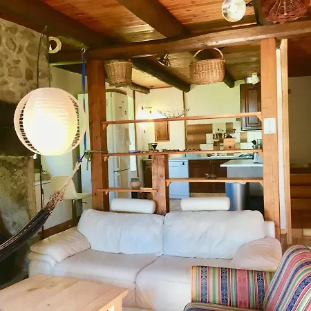 La Reine Des Pres Holiday home Chomelix