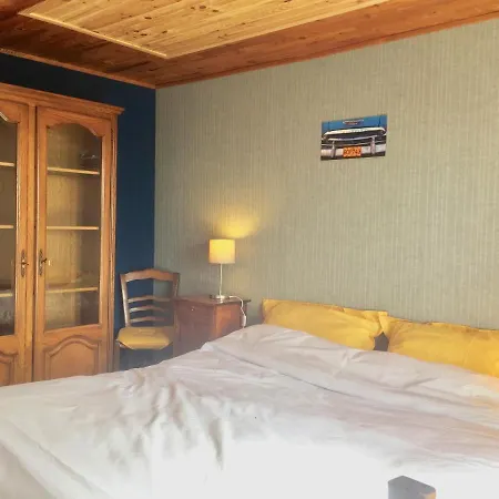 La Reine Des Pres Chomelix